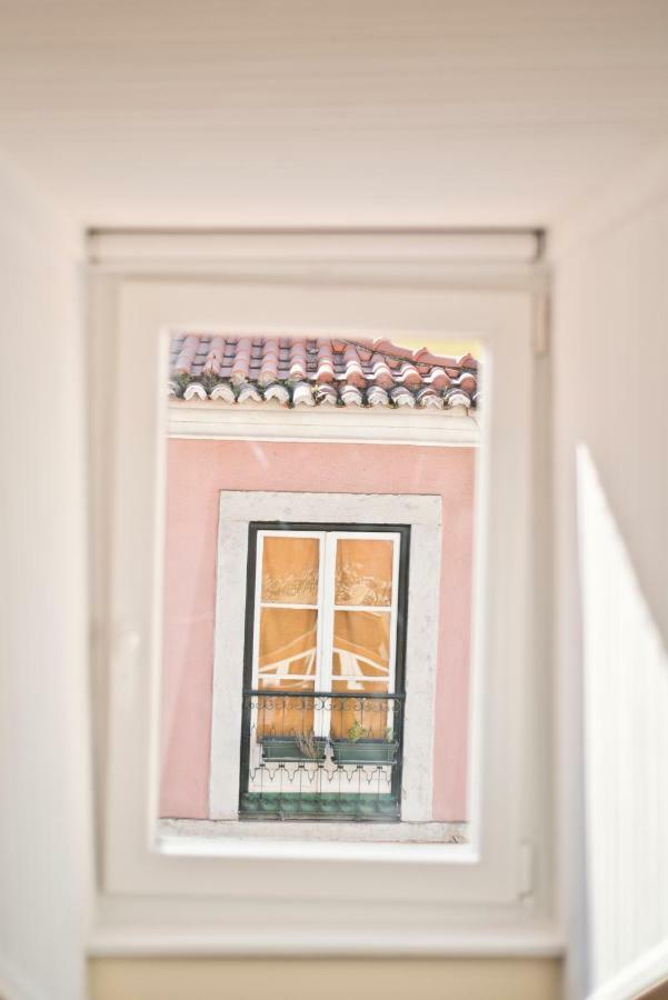 Old Town Loft Apartment Lisbon Luaran gambar